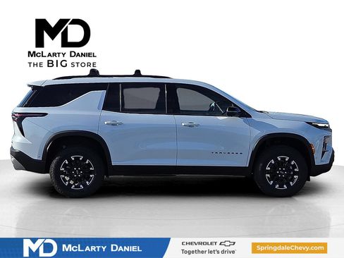Used 2026 Chevrolet Traverse Z71 w/ Enhanced Driving Package AWD/4WD image 6