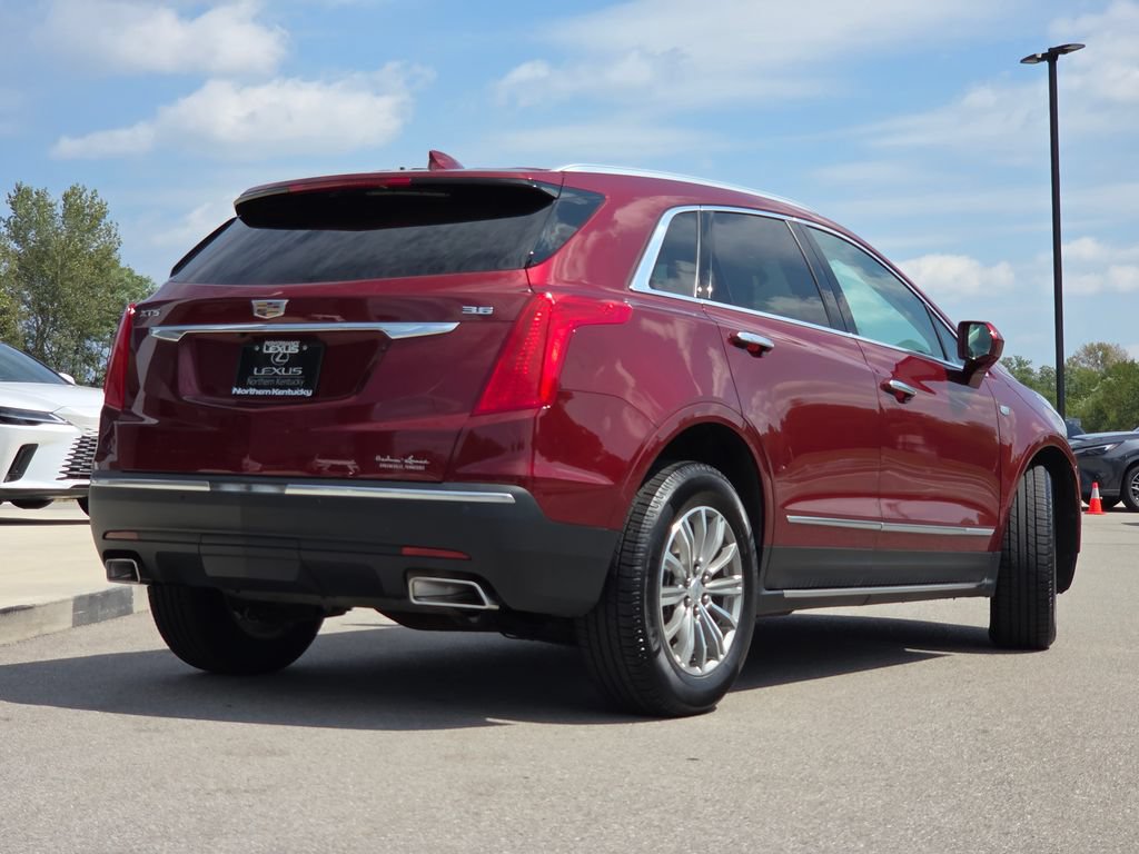 Used 2017 Cadillac XT5 Luxury FWD image 28