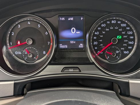 Used 2020 Volkswagen Atlas SE w/ Panoramic Sunroof Package image 16