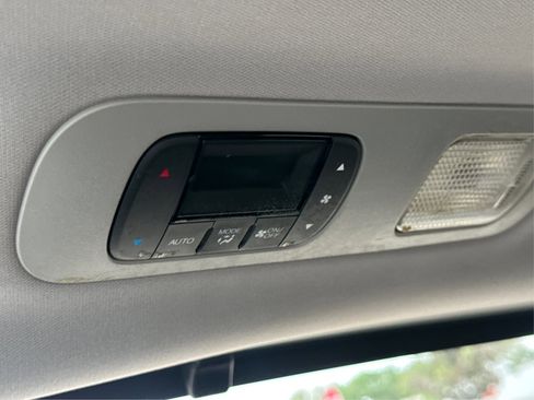 Used 2018 Honda Odyssey EX-L image 47