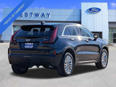 Used 2024 Cadillac XT4 Luxury image 4