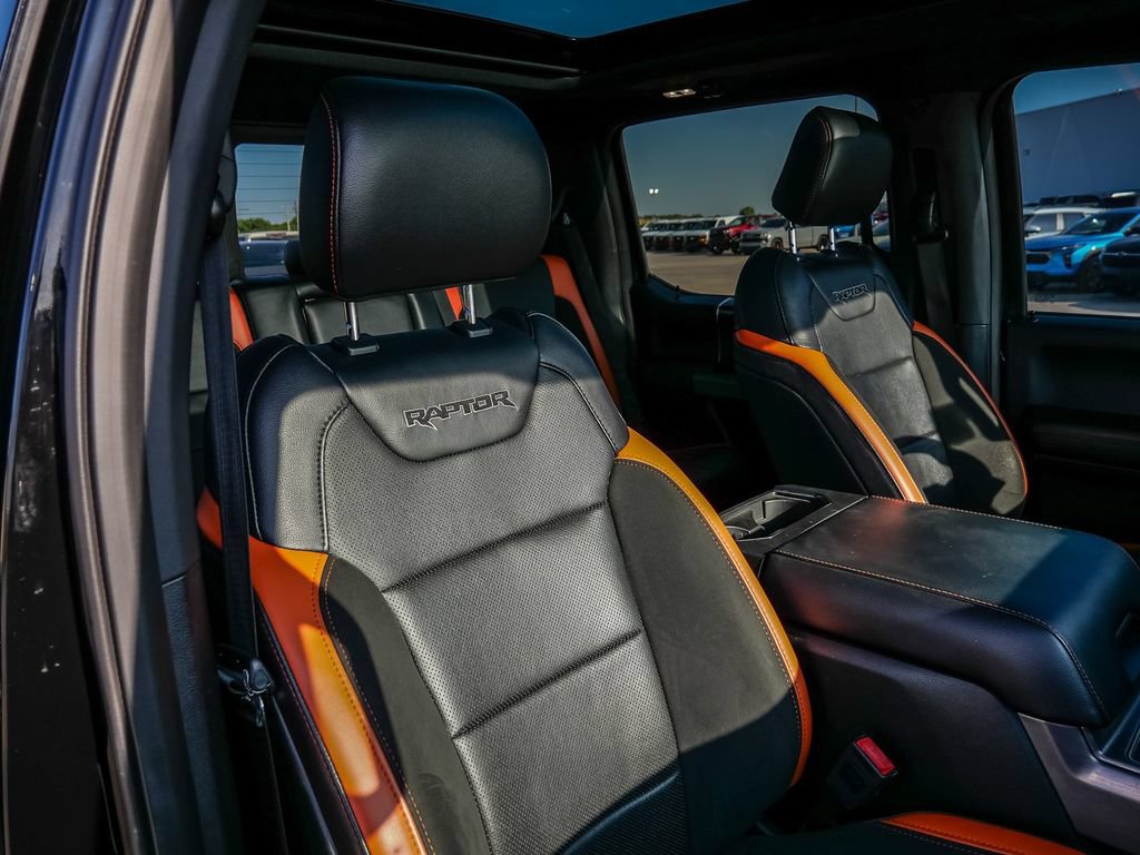 Used 2018 Ford F150 Raptor w/ Equipment Group 802A Luxury AWD/4WD image 23