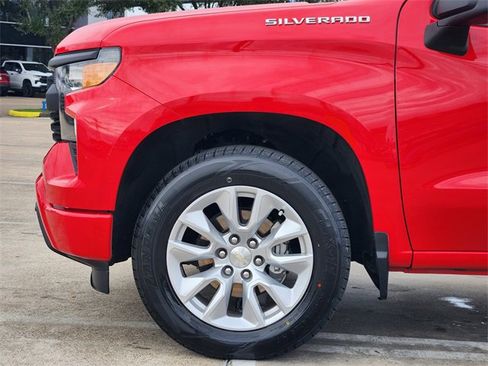 Used 2022 Chevrolet Silverado 1500 Custom image 8