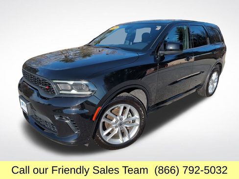 Used 2023 Dodge Durango GT image 1