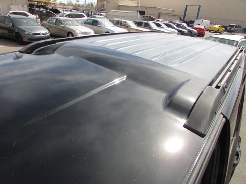 Used 2007 Jeep Commander Sport image 27