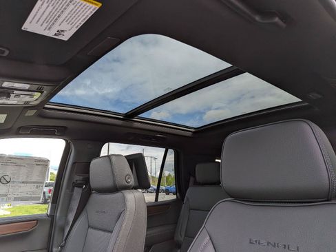 New 2026 GMC Yukon Denali w/ Advanced Technology Package AWD/4WD image 15