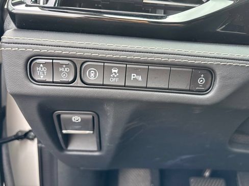 Used 2023 Acura MDX w/ Advance Package AWD/4WD image 16
