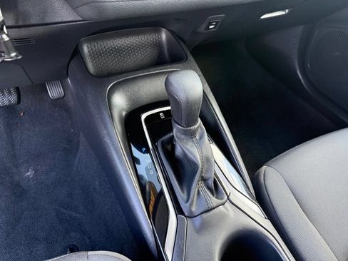 Used 2024 Toyota Corolla LE FWD image 19