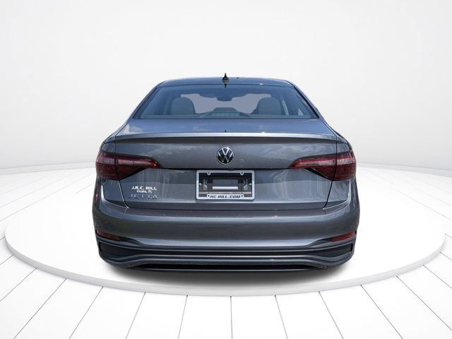 Used 2024 Volkswagen Jetta S FWD image 4