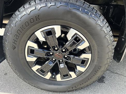 Certified 2024 Nissan Frontier PRO-4X w/ Pro Convenience Package AWD/4WD image 13