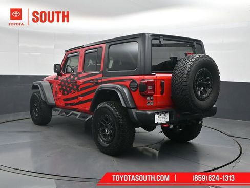 Used 2022 Jeep Wrangler Unlimited Rubicon w/ Xtreme Recon 35" Tire Package image 8