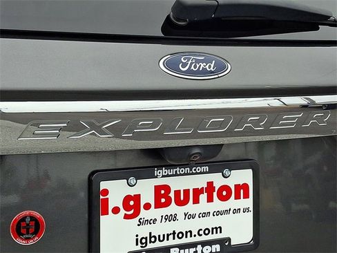 Used 2020 Ford Explorer XLT w/ Equipment Group 202A image 32