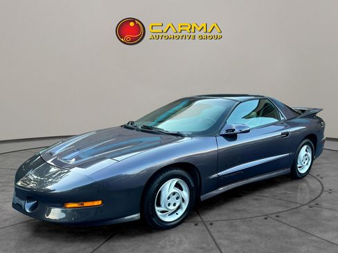 Used 1994 Pontiac Firebird Coupe image 2
