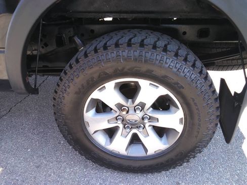 Used 2012 Ford F150 STX w/ STX Decor Pkg image 7