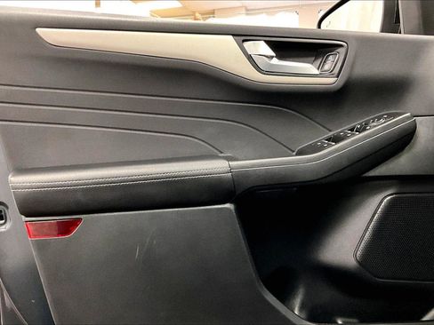 Used 2022 Ford Escape SEL image 22