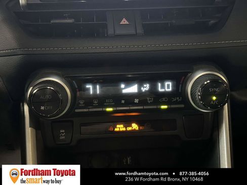 Certified 2025 Toyota RAV4 XLE AWD/4WD image 30