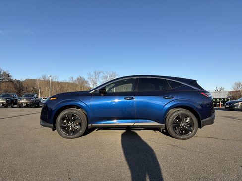 Certified 2025 Nissan Murano SV w/ Cargo Package image 8