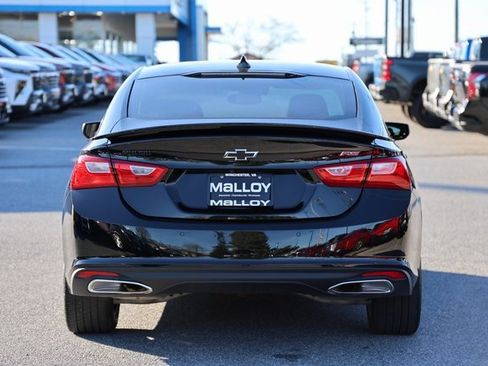 Used 2025 Chevrolet Malibu RS image 3