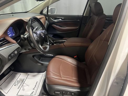 Used 2020 Buick Enclave Avenir w/ Avenir Technology Package AWD/4WD image 21