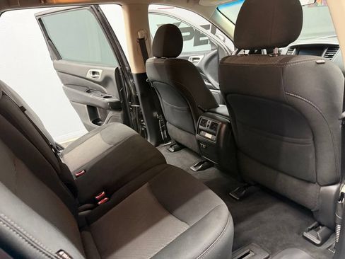 Used 2020 Nissan Pathfinder S AWD/4WD image 47