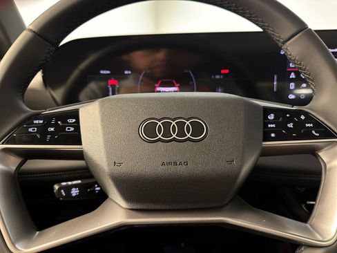 New 2025 Audi Q6 e-tron Premium Plus image 23