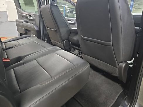 Used 2024 GMC Sierra 1500 SLT AWD/4WD image 15