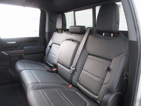 Certified 2022 GMC Sierra 2500 Denali w/ Denali Ultimate Package image 22