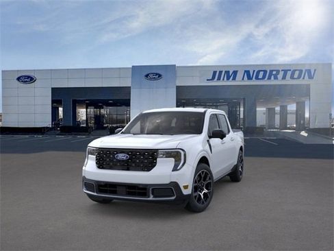 New 2025 Ford Maverick Lariat w/ 4K Tow Package image 2