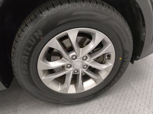 Used 2019 Hyundai Santa Fe SE FWD image 31