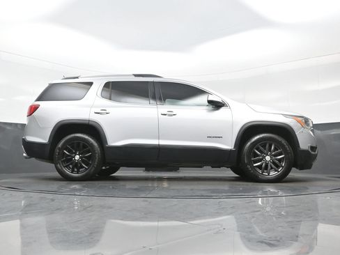 Used 2017 GMC Acadia SLT FWD image 34