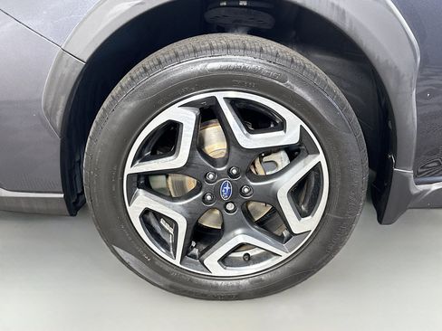 Used 2019 Subaru Crosstrek 2.0i Limited w/ Moonroof Package w/Navigation AWD/4WD image 38