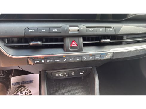 Used 2025 Kia K4 FWD image 15