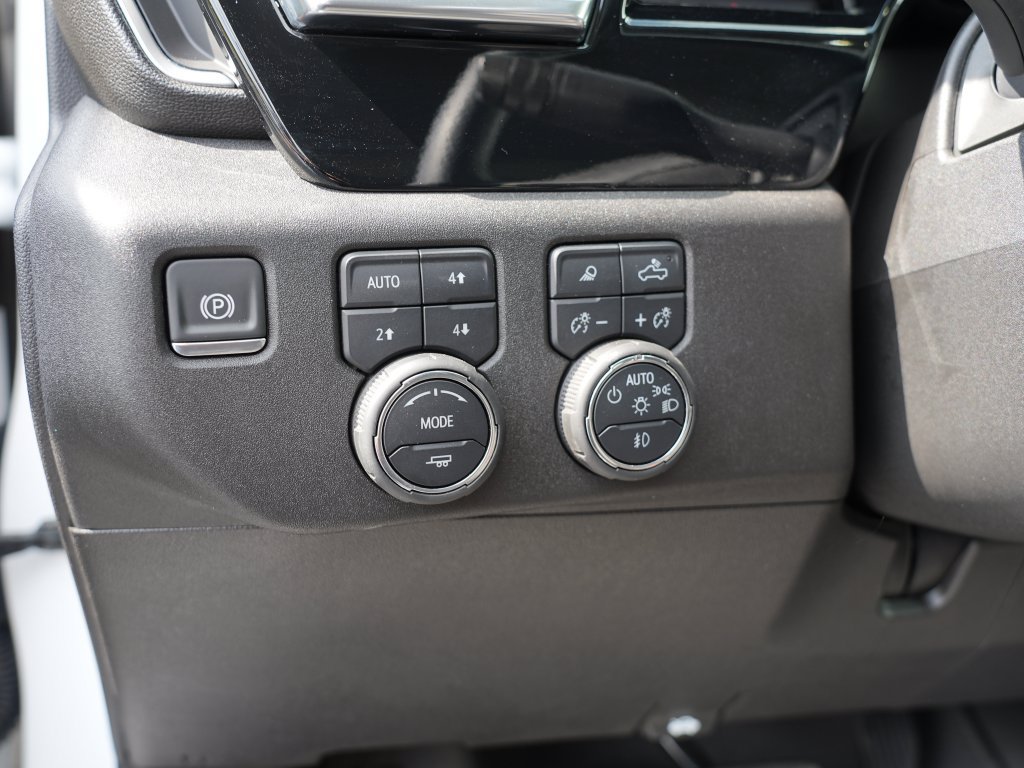 Certified 2025 Chevrolet Silverado 3500 LT w/ All Star Edition AWD/4WD image 16