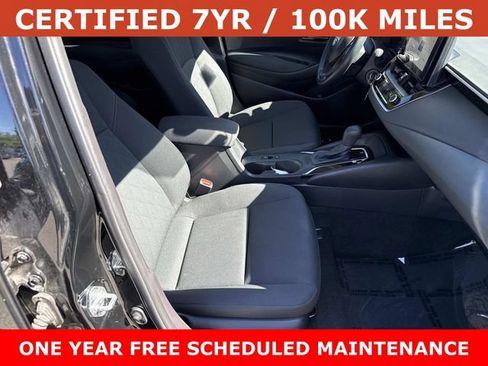 Used 2025 Toyota Corolla LE FWD image 9