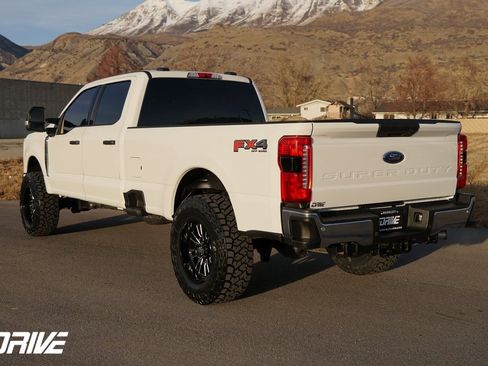 Used 2023 Ford F350 XLT image 8