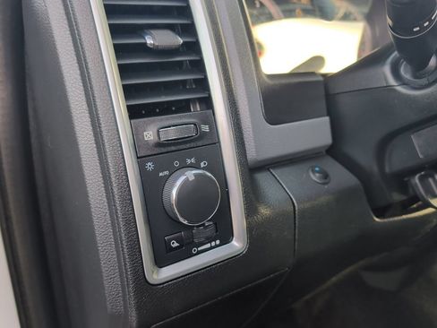 Used 2017 RAM 2500 SLT AWD/4WD image 20