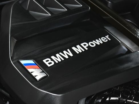 Used 2022 BMW M4 xDrive Competition w/ M Carbon Exterior Package AWD/4WD image 76