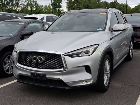 Used 2019 INFINITI QX50 Essential w/ Premium Heat Package AWD/4WD image 5