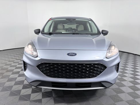 Used 2022 Ford Escape SE w/ Convenience Package image 2