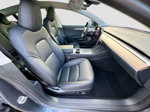 Used 2023 Tesla Model 3 Standard Range image 35