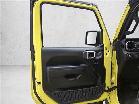 Used 2022 Jeep Wrangler Unlimited Sport image 14