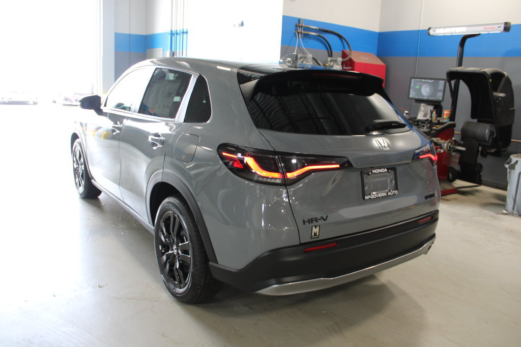 New 2027 Honda HR-V Sport image 8