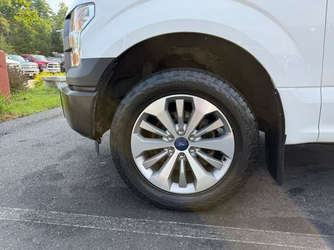 Used 2016 Ford F150 XL w/ Equipment Group 101A Mid AWD/4WD image 11