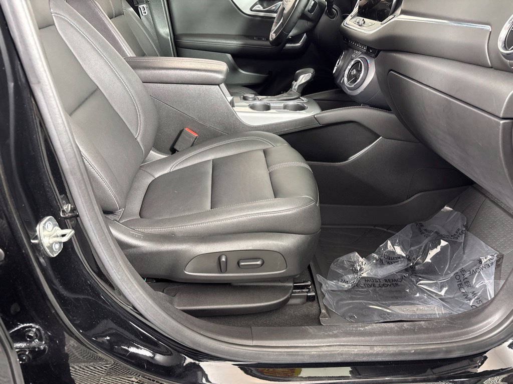 Used 2023 Chevrolet Blazer LT w/ LPO, Floor Liner Package AWD/4WD image 7