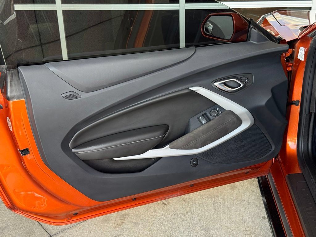 Used 2023 Chevrolet Camaro SS w/ Design Package 3 RWD image 24