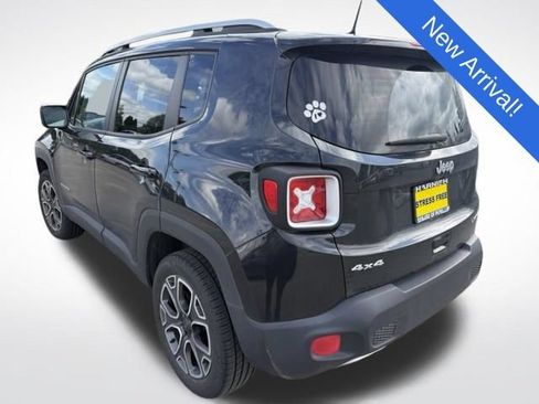 Used 2018 Jeep Renegade Limited w/ UConnect 8.4 Nav Group AWD/4WD image 5