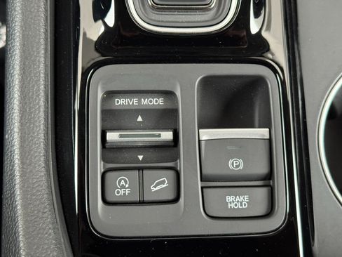 Used 2023 Honda Pilot Elite image 34
