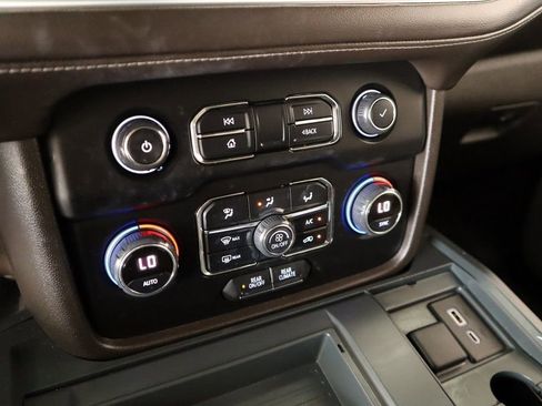 Used 2022 Chevrolet Tahoe LS w/ Driver Alert Package image 7