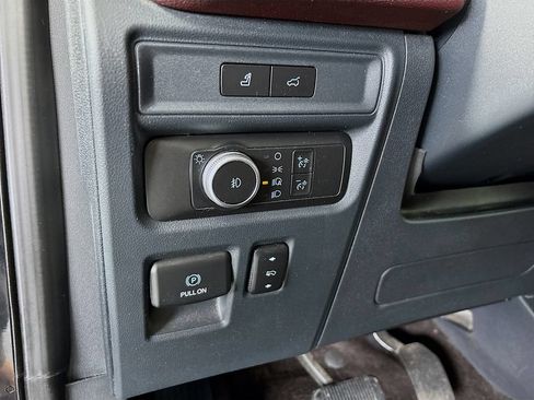Used 2022 Ford Expedition Max Limited AWD/4WD image 10