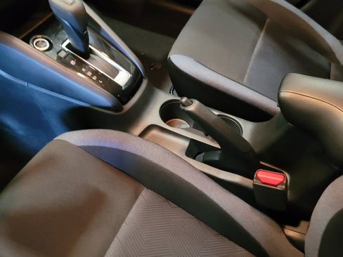 Used 2025 Nissan Versa SV w/ Trunk Package FWD image 26